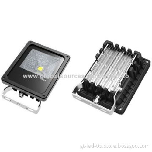 CE, RoHS, SAA Approved 120W LED Reflector